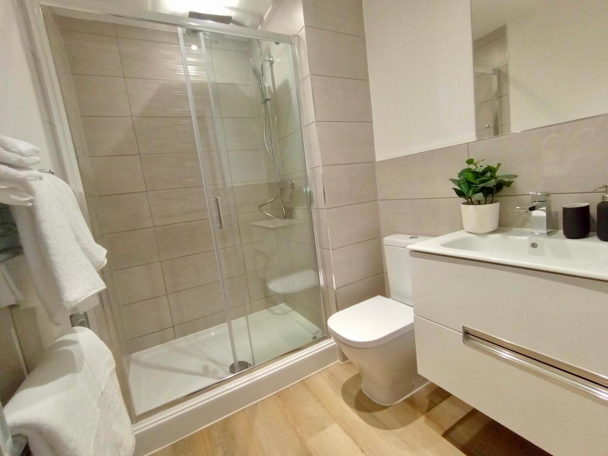 Апартаменти Luxury 2 Bed 2 Bath Flat Near Old Trafford Манчестер Екстер'єр фото